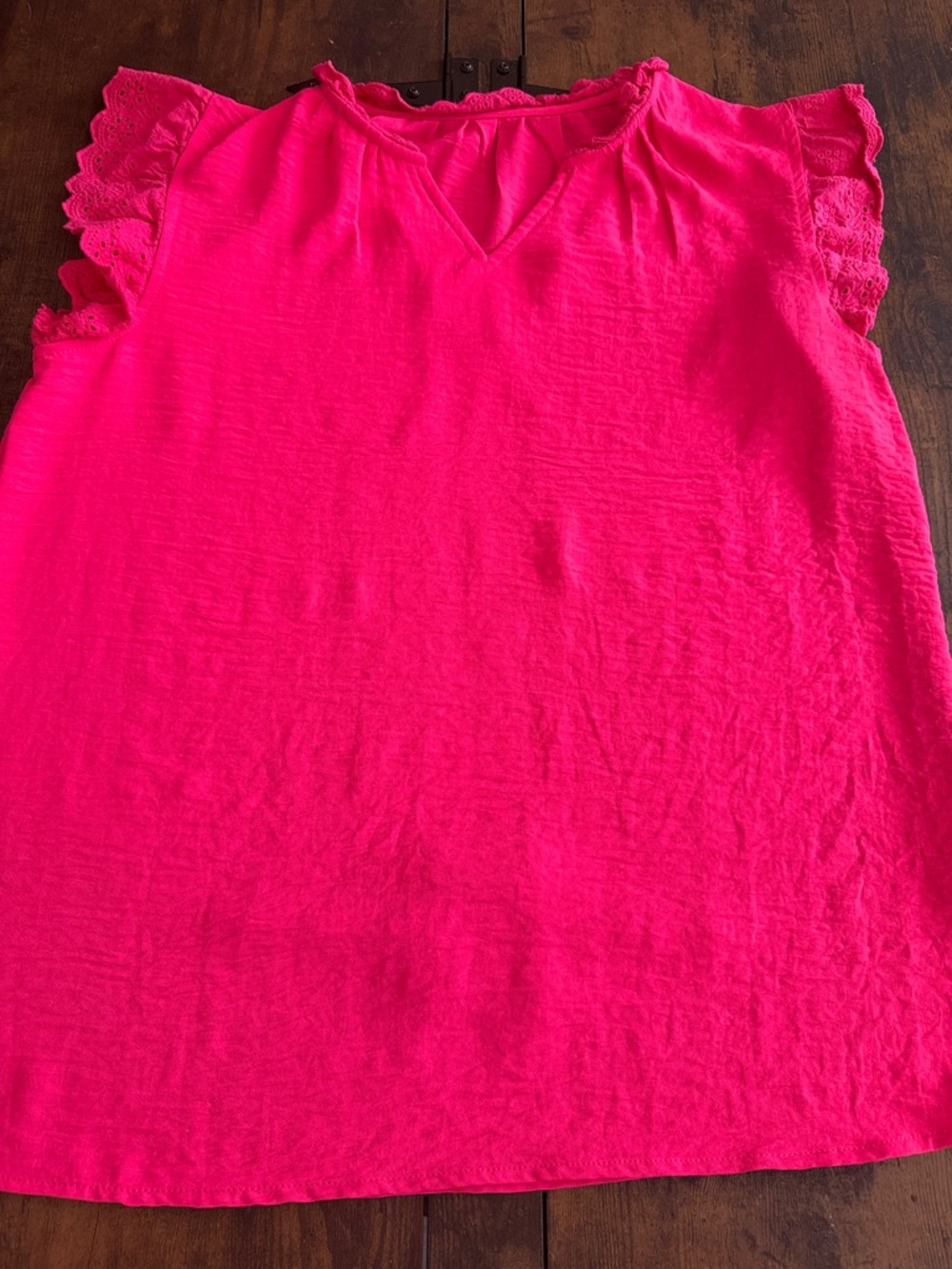 Women's Bright Pink Lace Flutter-Sleeve Camisole - Picture 3 of 6